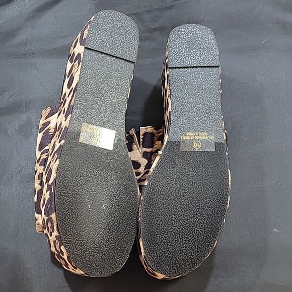 BRAND NEW LILIANA ANIMAL PRINT  STRETCH PLASFORM SLIDES WEDGE SANDAL - Picture 13 of 15